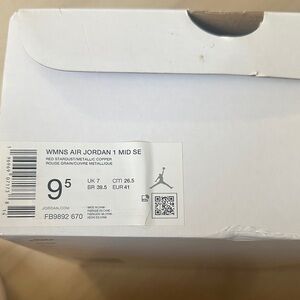 Jordan Women's Air Jordan 1 Mid SE - Red and Metallic Copper